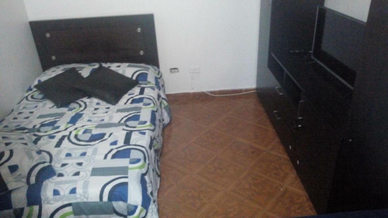 Habitación cerca al centro Medellín Exterior foto